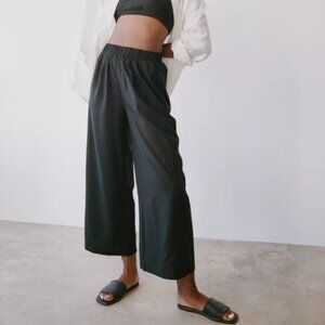 FIRM PRICE Ozma Crop Wide Leg, Regen Silk Noil, Black, Small